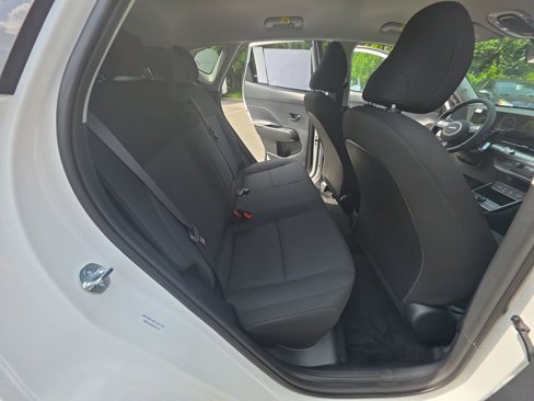 New 2025 Hyundai Kona SEL image 19