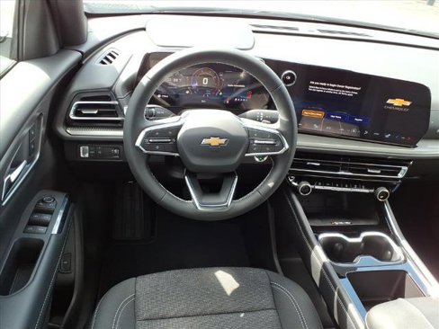 New 2026 Chevrolet Traverse LT image 8
