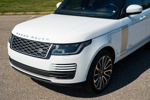 Used 2020 Land Rover Range Rover HSE image 9