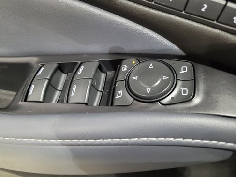 Used 2022 Buick Enclave Premium image 49