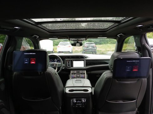 Used 2024 GMC Yukon Denali w/ Advanced Technology Package image 21
