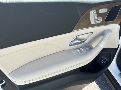 New 2026 Mercedes-Benz GLE 350 4MATIC image 7