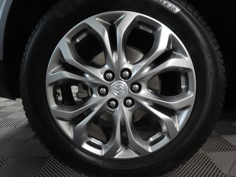 Used 2018 Buick Enclave Avenir w/ Avenir Technology Package image 34