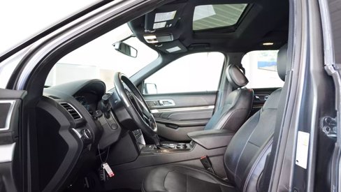 Used 2018 Ford Explorer Limited image 12