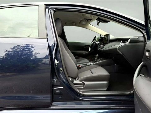 Used 2024 Toyota Corolla LE image 25