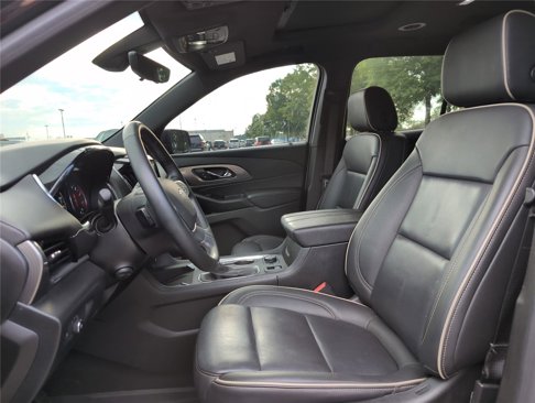 Certified 2023 Chevrolet Traverse Premier w/ Redline Edition image 9