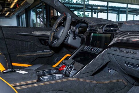 Used 2024 Lamborghini Urus Performante image 27