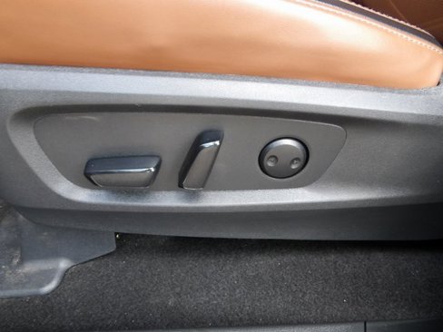Certified 2023 Nissan Pathfinder Platinum image 25