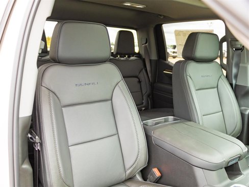 New 2026 GMC Sierra 1500 Denali image 12