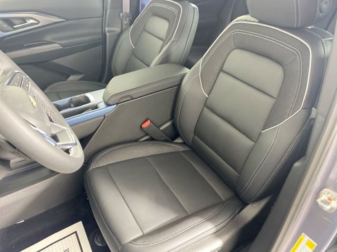 New 2025 Chevrolet Equinox EV LT w/ Convenience Package II image 19
