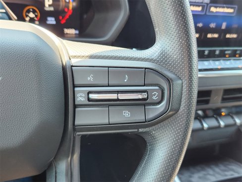 Used 2024 Chevrolet Colorado W/T image 18