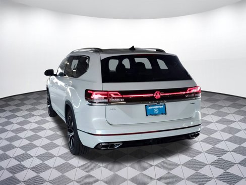New 2025 Volkswagen Atlas SEL Premium R-Line image 18