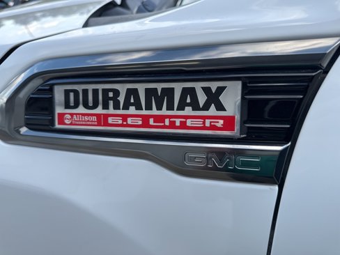 Used 2023 GMC Sierra 2500 AT4 image 17