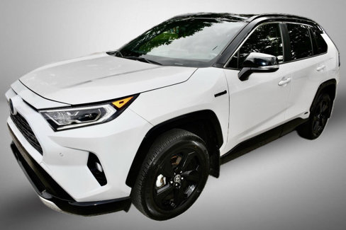 Used 2020 Toyota RAV4 XSE image 2