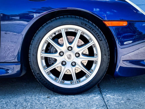 Used 2001 Porsche 911 Carrera image 15