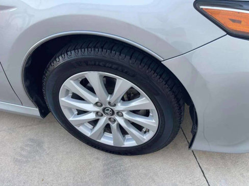 Used 2018 Toyota Camry LE w/ Convenience Package image 32