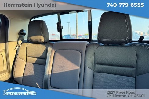 Used 2024 Nissan Frontier SV w/ SV Convenience Package image 26
