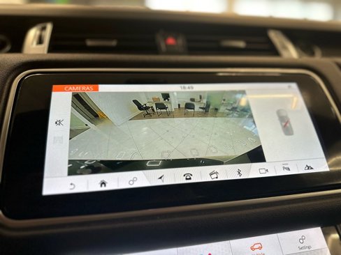 Used 2020 Land Rover Range Rover Sport HSE image 33
