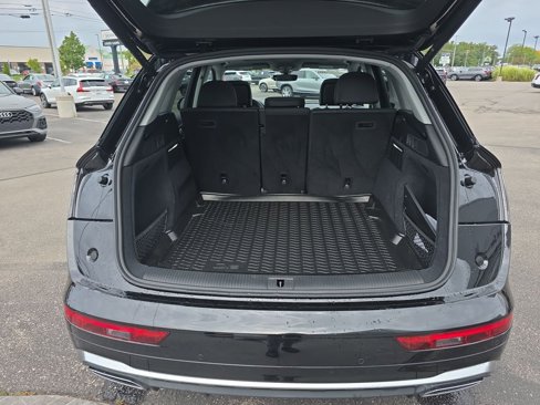 Certified 2025 Audi Q5 2.0T Premium image 15