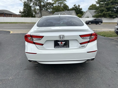 Used 2018 Honda Accord Sport image 6