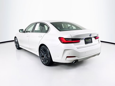 Used 2025 BMW 330i Sedan image 5