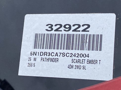 New 2025 Nissan Pathfinder SL image 20