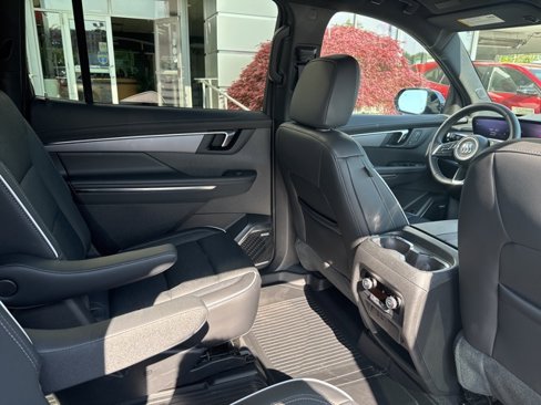 New 2025 Buick Enclave Sport Touring w/ Power Package image 28