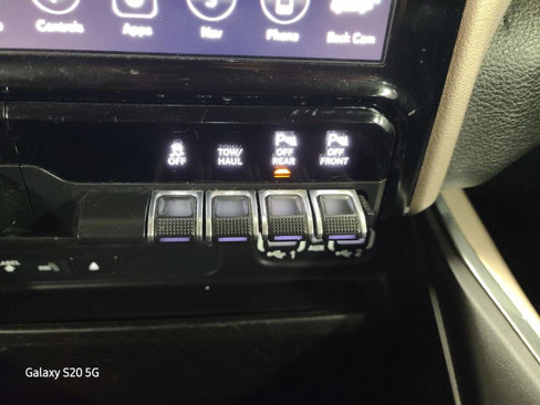 Used 2019 RAM 1500 Laramie image 39