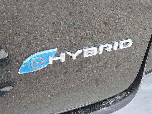 Used 2023 Chrysler Pacifica Limited image 29