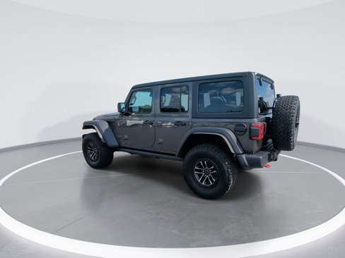 Used 2024 Jeep Wrangler Unlimited Rubicon w/ XTREMEE 35" Tire Package image 6