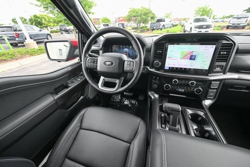 New 2025 Ford F150 Lariat w/ Equipment Group 501A Mid image 26
