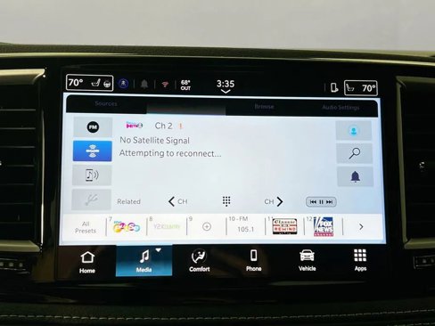 New 2025 Chrysler Pacifica Select image 15