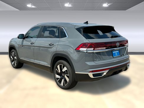 New 2026 Volkswagen Atlas Cross Sport SEL image 3