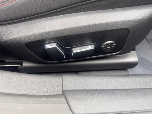 Used 2025 BMW i4 eDrive40 w/ M Sport Package image 48