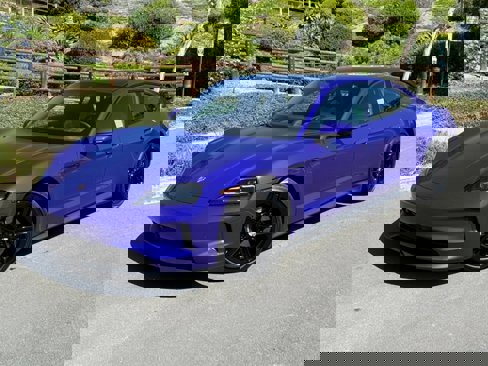 Used 2025 Porsche Taycan image 2