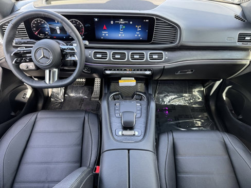 New 2025 Mercedes-Benz GLS 580 4MATIC image 4