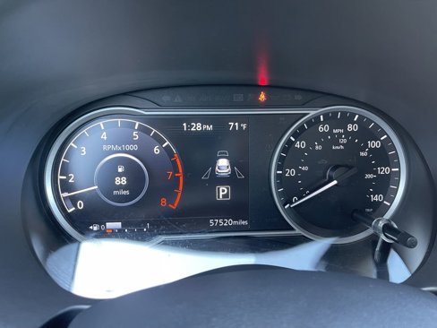 Used 2018 Nissan Kicks SV image 50