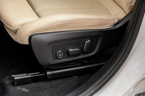 Used 2025 BMW X4 xDrive30i image 37