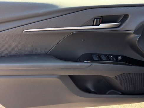 New 2026 Toyota Camry SE image 9