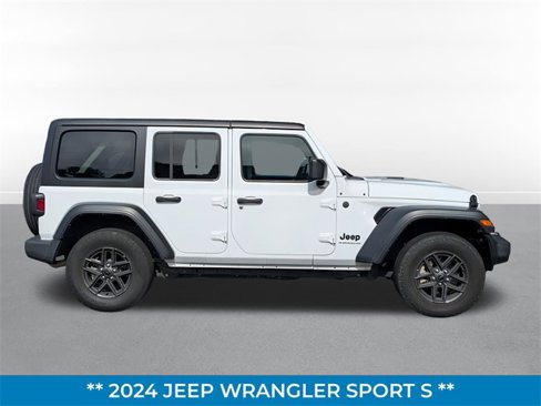 Used 2024 Jeep Wrangler Sport S image 2