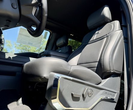 New 2025 Ford F350 Platinum image 17