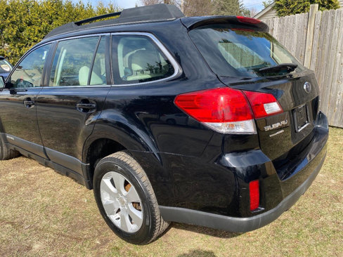 Used 2012 Subaru Outback 2.5i w/ Alloy Wheel Pkg image 7