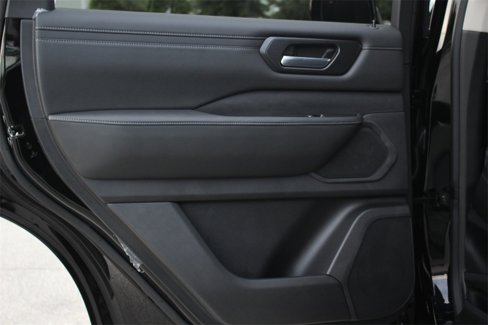 New 2026 Nissan Armada SV image 20