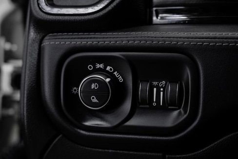 Used 2022 RAM 2500 Limited image 32