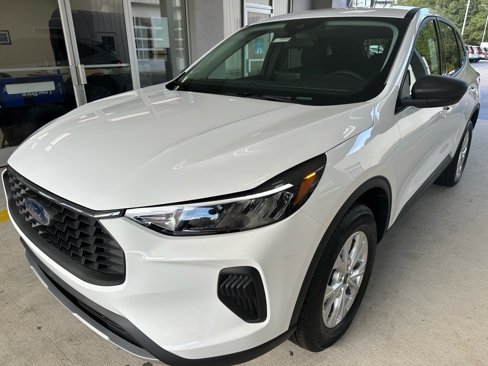 New 2026 Ford Escape Active image 3