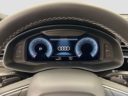 New 2025 Audi Q8 Premium Plus image 10