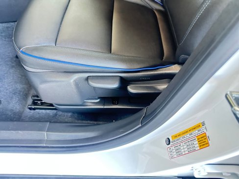 Used 2025 Buick Envista Sport Touring image 23