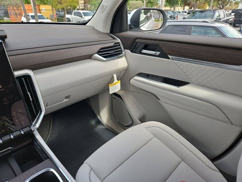 New 2026 GMC Acadia Denali w/ Super Cruise Package image 12