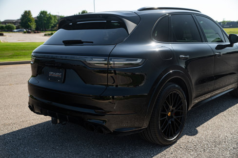 Used 2021 Porsche Cayenne GTS image 17