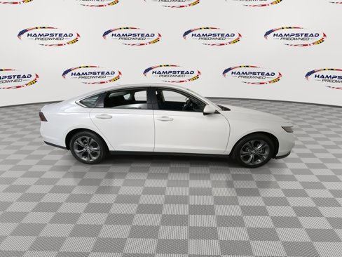 Used 2024 Honda Accord EX image 9